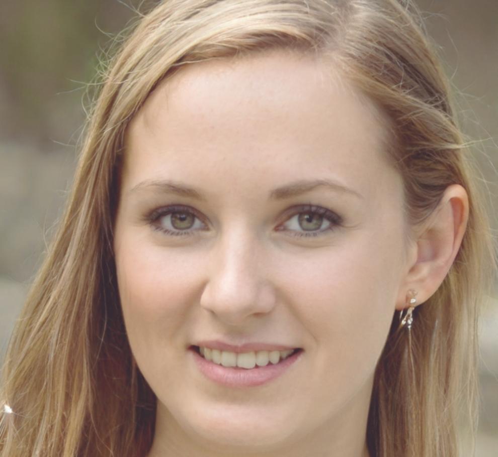 Эльжбета Гражинене - ведущий финансовый аналитик